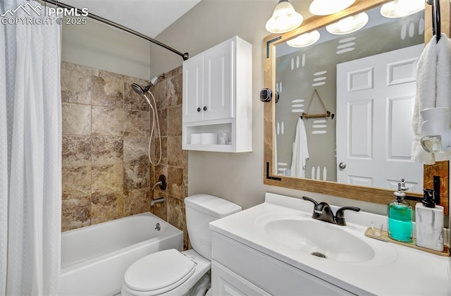 full bath featuring toilet, vanity, and shower / tub combo with curtain