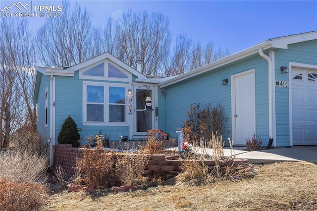 view of front of property with an attached garage