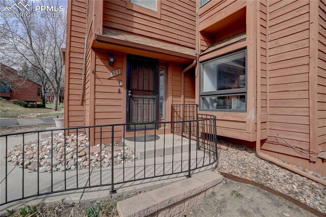 view of entrance to property