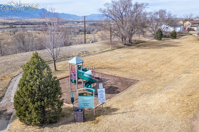 drone / aerial view with a mountain view