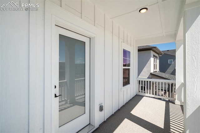 balcony featuring a porch