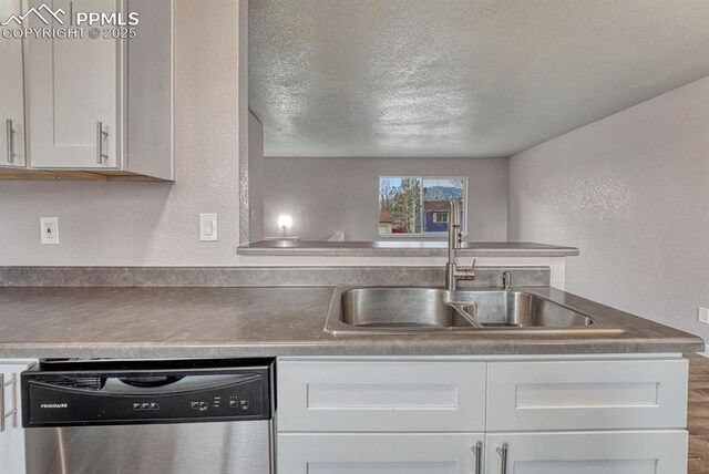 2523 Ember Dr, Colorado Springs, CO 80910