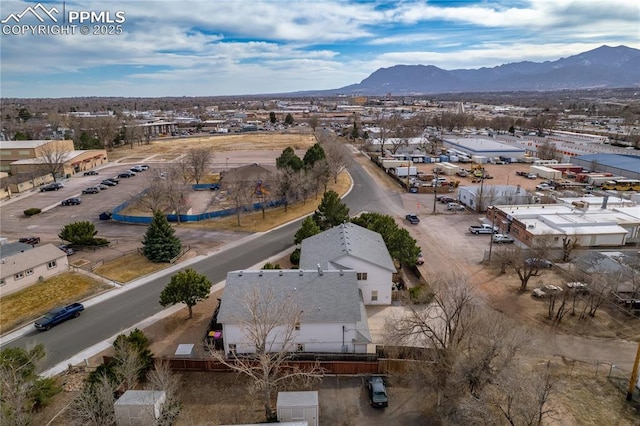 bird's eye view featuring a mountain view