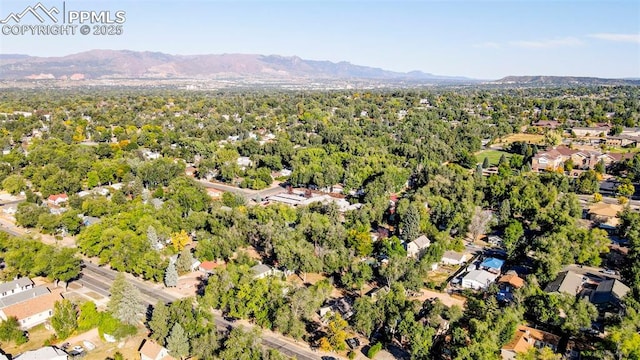 bird's eye view featuring a residential view and a mountain view