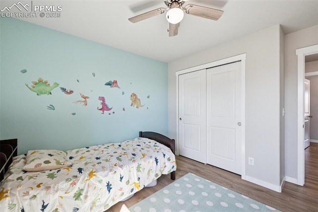 8040 Barraport Dr, Colorado Springs, CO 80908 - bedroom with a ceiling fan, baseboards, a closet, and wood finished floors