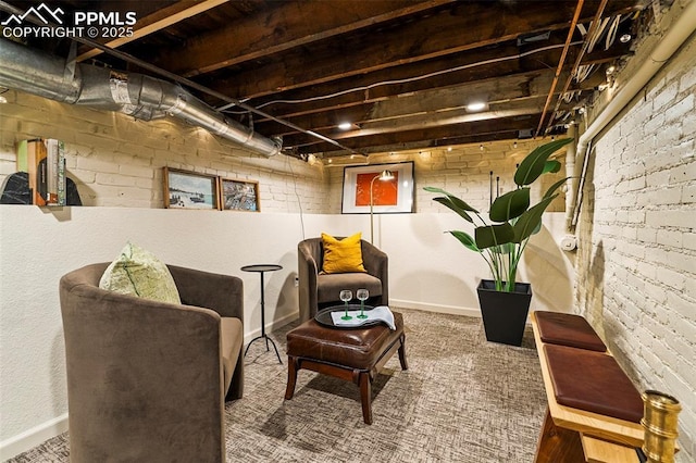 sitting room with baseboards