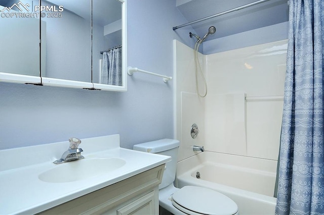 5581 County Road 328, Westcliffe, CO 81252 - full bath featuring toilet, shower / bath combo, and vanity