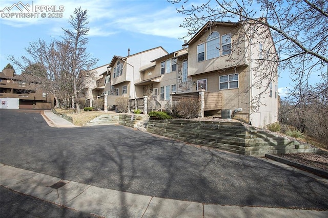 3272 Capstan Way, Colorado Springs, CO 80906 - exterior space featuring a residential view