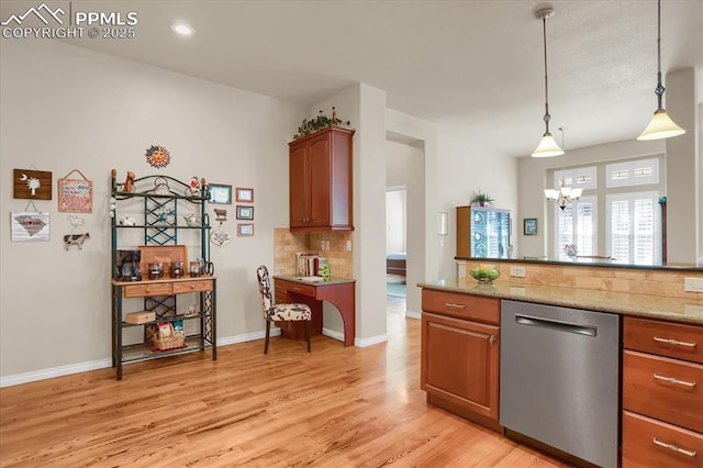 kitchen with decorative light fixtures, an inviting chandelier, stainless steel dishwasher, backsplash, and light wood finished floors
