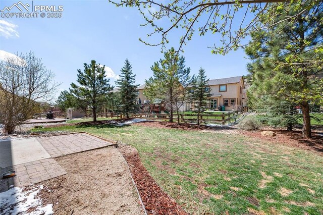 4454 College Park Ct, Colorado Springs, CO 80918 - view of yard