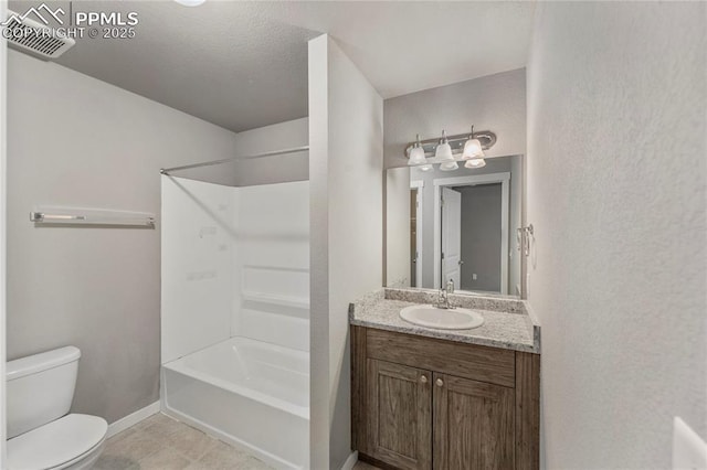 4691 Pleasant Port Vw, Colorado Springs, CO 80911 - full bath featuring vanity, toilet, baseboards, tub / shower combination, and visible vents