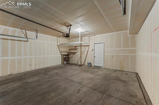 4691 Pleasant Port Vw, Colorado Springs, CO 80911 - garage with a garage door opener