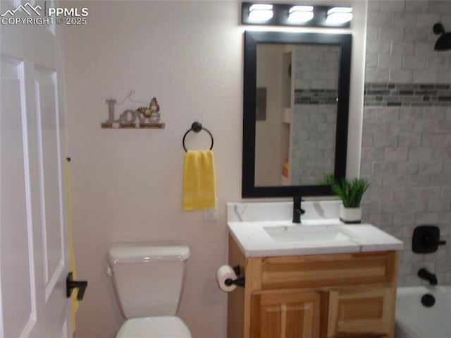 2112 Denton Grv Unit 101, Colorado Springs, CO 80919 - bathroom featuring vanity, a bath, and toilet