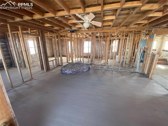 misc room featuring ceiling fan