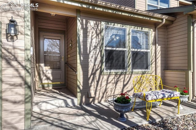 5542 Sunshade Pt, Colorado Springs, CO 80923 - view of property entrance