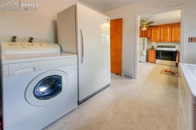 2354 Valley Forge Rd, Colorado Springs, CO 80907 - laundry room featuring ceiling fan, washer / dryer, and laundry area