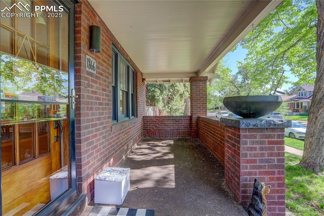 1866 S Pennsylvania St, Denver, CO 80210 - view of covered porch