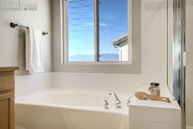 5717 Stable Ct, Colorado Springs, CO 80920 - full bathroom with a bath