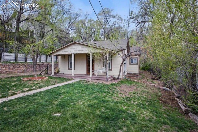 view of front of house with covered porch