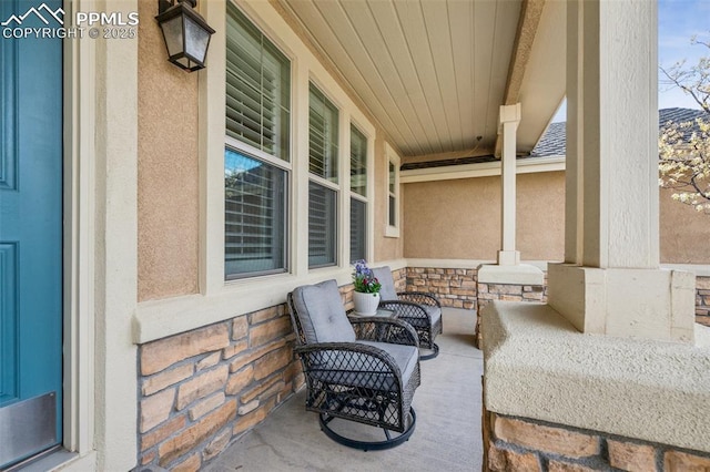 view of patio / terrace with a porch