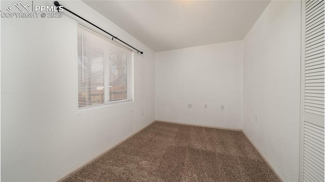 empty room with carpet