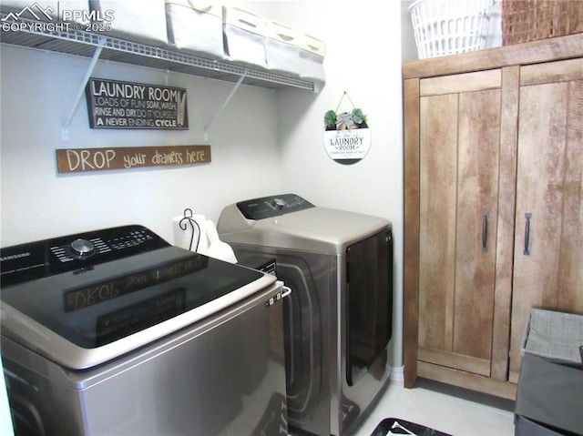 8766 Beaverhead Cir, Colorado Springs, CO 80908 - washroom with independent washer and dryer