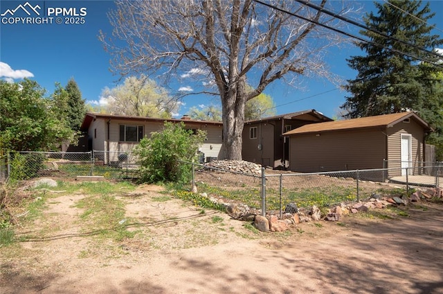 exterior space featuring fence