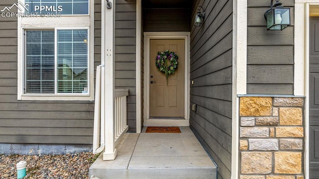 view of property entrance