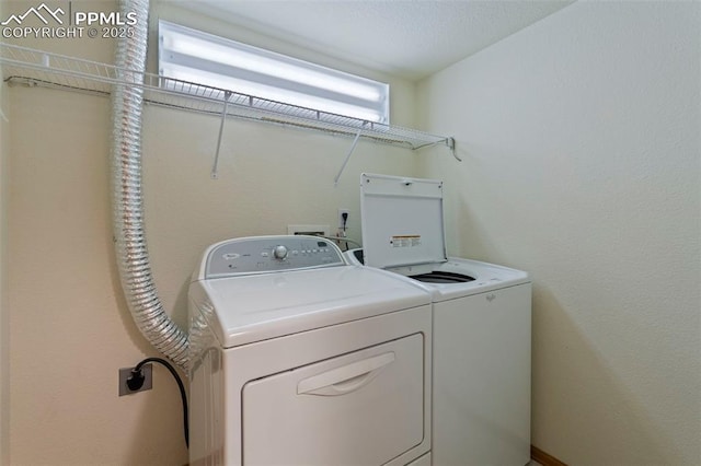 6151 Pine Hill Dr, Colorado Springs, CO 80918 - laundry area with laundry area and washer and clothes dryer