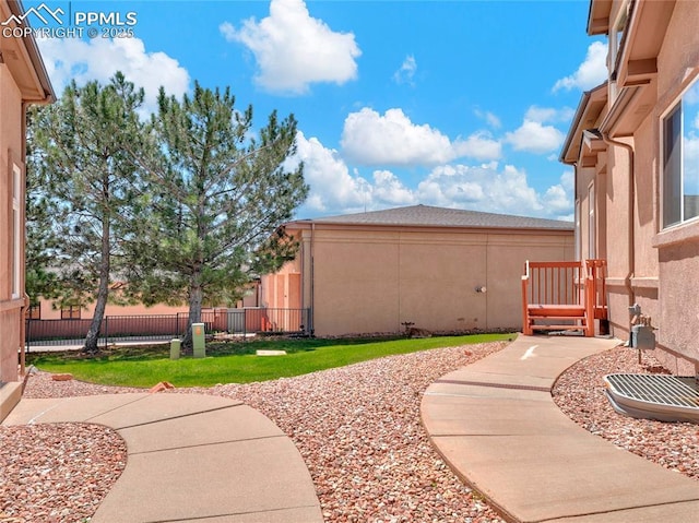 2174 Alpine Shadows Vw, Colorado Springs, CO 80919 - view of yard featuring fence