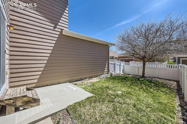7824 Bengali Ln, Colorado Springs, CO 80923 - view of yard featuring a fenced backyard