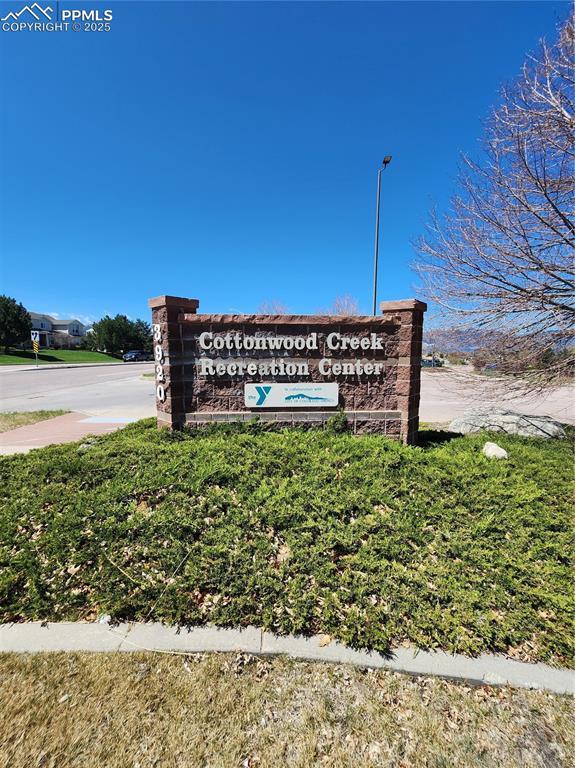3928 Diamond Ridge Vw, Colorado Springs, CO 80918 - view of community sign