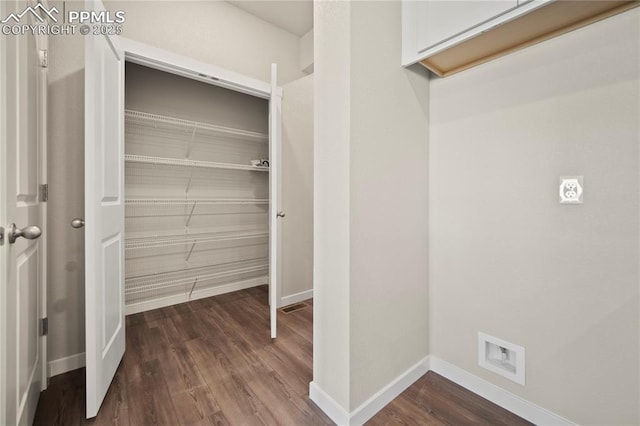 closet with visible vents