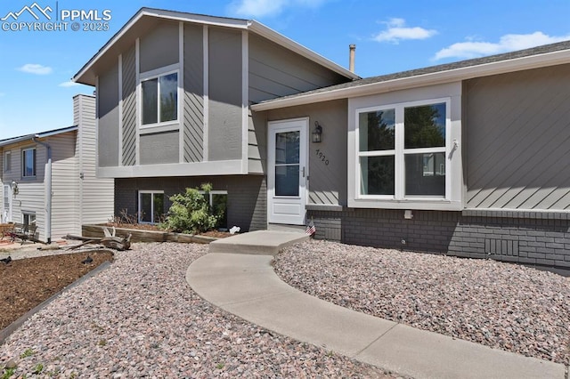 7920 Conifer Dr, Colorado Springs, CO 80920 - view of front of home