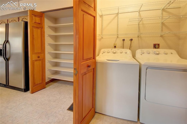 770 Allegheny Dr, Colorado Springs, CO 80919 - laundry area with washing machine and dryer