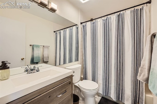 4258 Grassy Ct, Colorado Springs, CO 80916 - full bath featuring toilet, vanity, and curtained shower