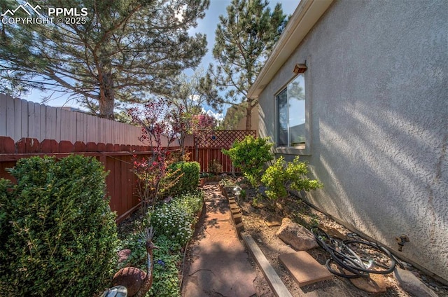 1670 Pinon Glen Cir, Colorado Springs, CO 80919 - view of fenced backyard