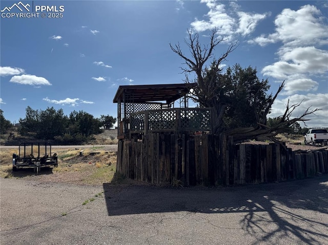 110 Yucca Ave, Florence, CO 81226 - view of yard with fence