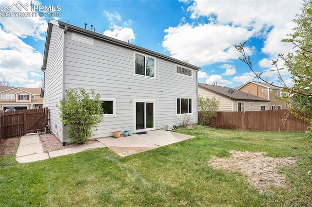 7120 Bonnie Brae Ln, Colorado Springs, CO 80922 - back of property with a patio area