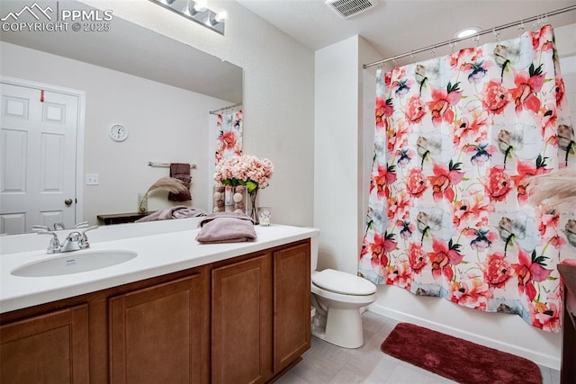 16470 Mountain Flax Dr, Monument, CO 80132 - full bath featuring vanity, toilet, and shower / tub combo with curtain