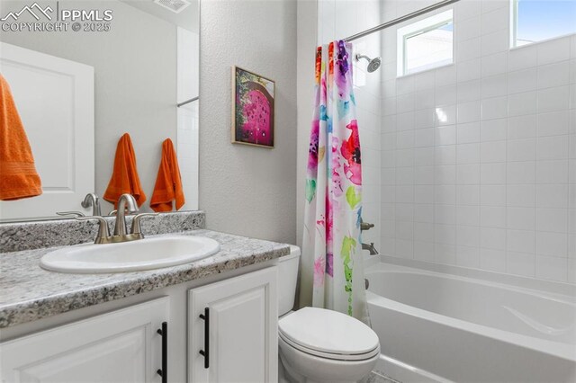 8674 Tranquil Knoll Ln, Colorado Springs, CO 80927 - full bathroom with vanity, toilet, and shower / bathtub combination with curtain