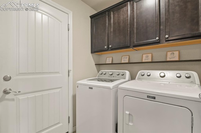 13124 Park Meadows Dr, Peyton, CO 80831 - laundry area featuring washing machine and clothes dryer and cabinet space
