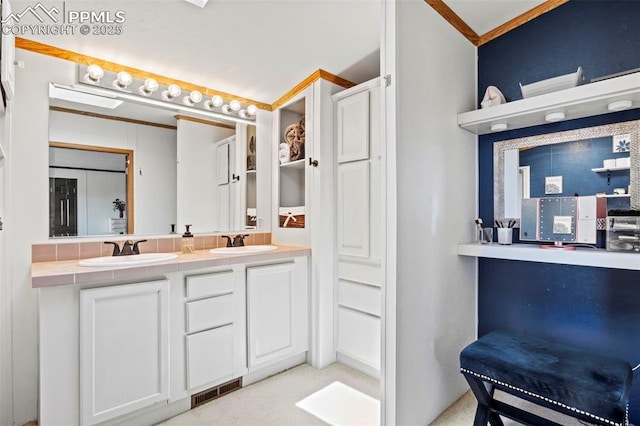 10635 Via Vaquaro Pt, Fountain, CO 80817 - full bathroom with double vanity