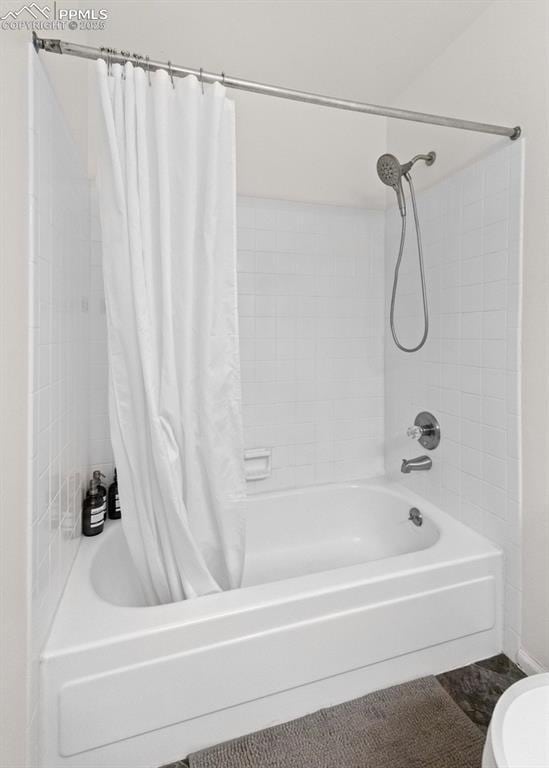 6424 Rifle Cir, Colorado Springs, CO 80919 - full bath with shower / tub combo and toilet