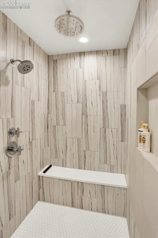 7871 Bannockburn Trl, Colorado Springs, CO 80908 - full bathroom featuring tiled shower