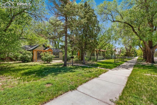 825 N Wahsatch Ave, Colorado Springs, CO 80903 - view of property's community
