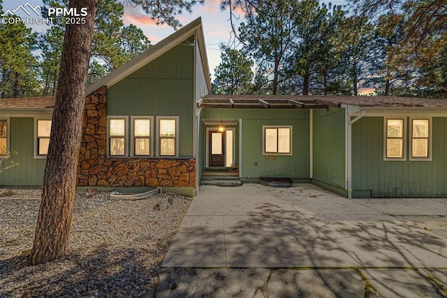 6940 Franciville Rd, Colorado Springs, CO 80908 - view of front of home