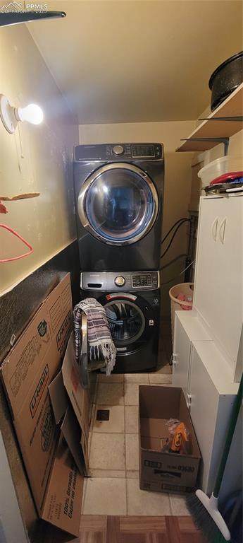 2510 N Union Blvd, Colorado Springs, CO 80909 - laundry room with stacked washer / drying machine