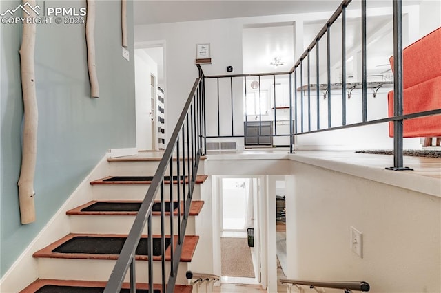 2506 Templeton Gap Rd, Colorado Springs, CO 80907 - view of stairway