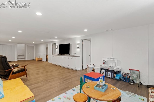 1107 Parkview Blvd, Colorado Springs, CO 80905 - recreation room featuring light wood-style flooring and recessed lighting
